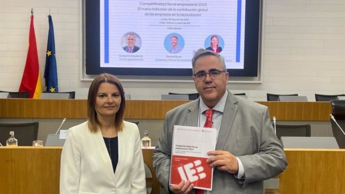 CHAMAMÉ TV | EN VIVO!! BUEN VIERNES DE LA MANO DE CHAMAMÉ TV | By ...